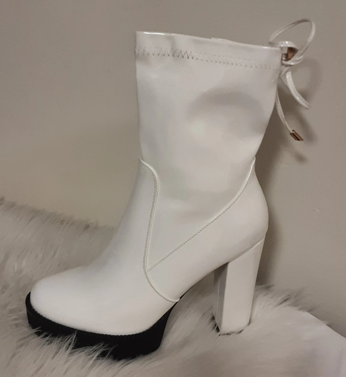 Brand new Women's Chunky Block High Heel Platfo Zipper Boots - photo 2