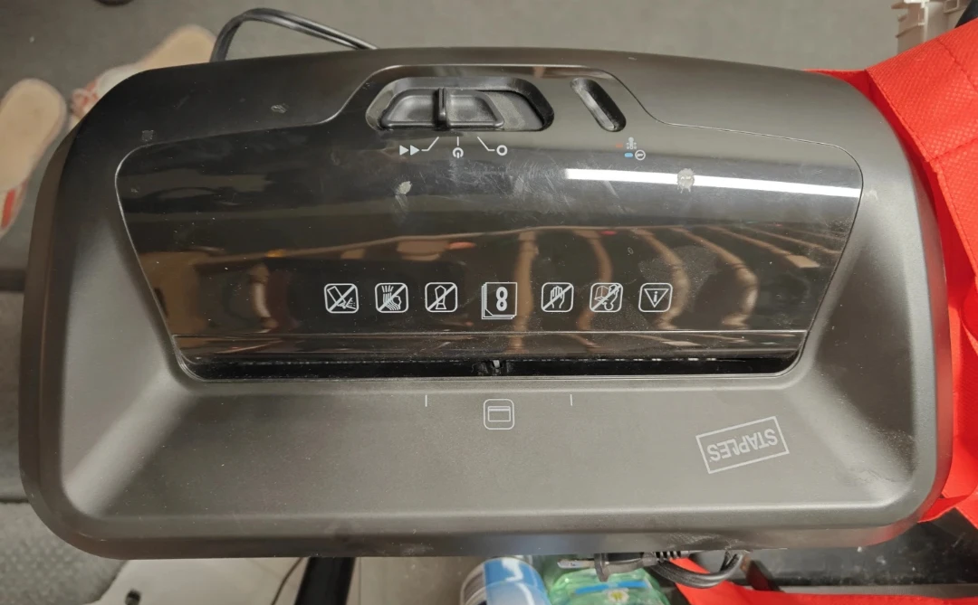 Staples Shredder