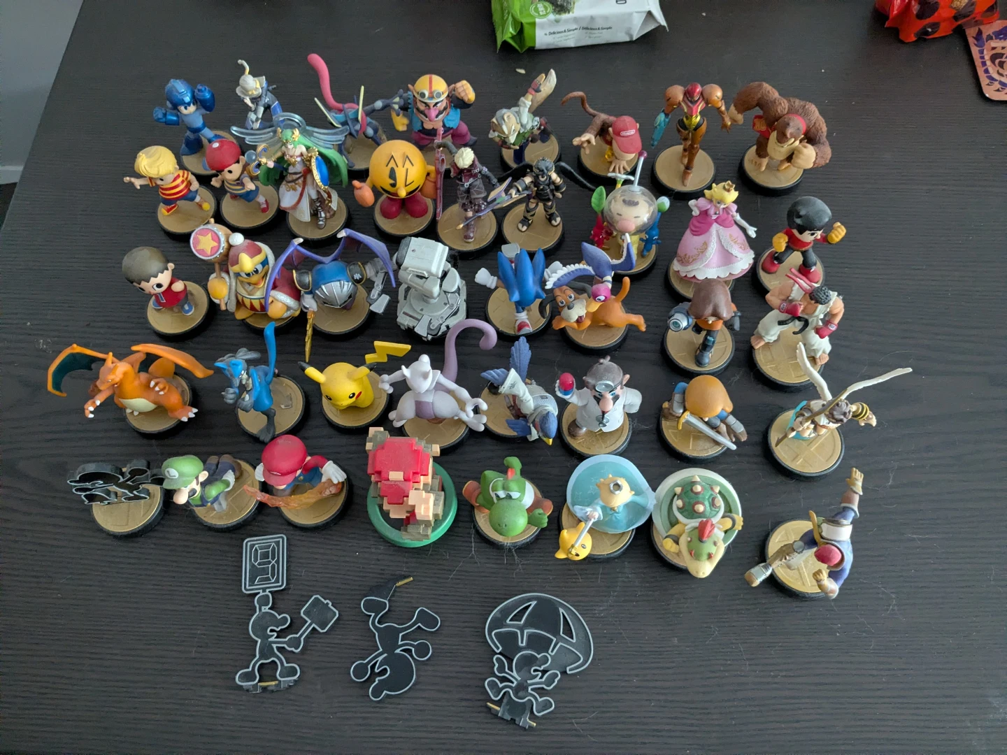 Nintendo Amiibo Figurines Collection