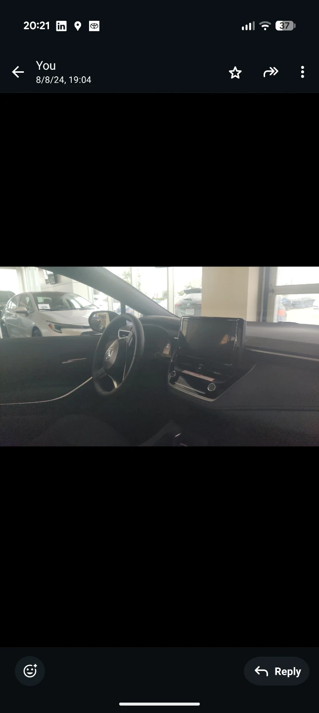 Grey Toyota Corolla SE - photo 4