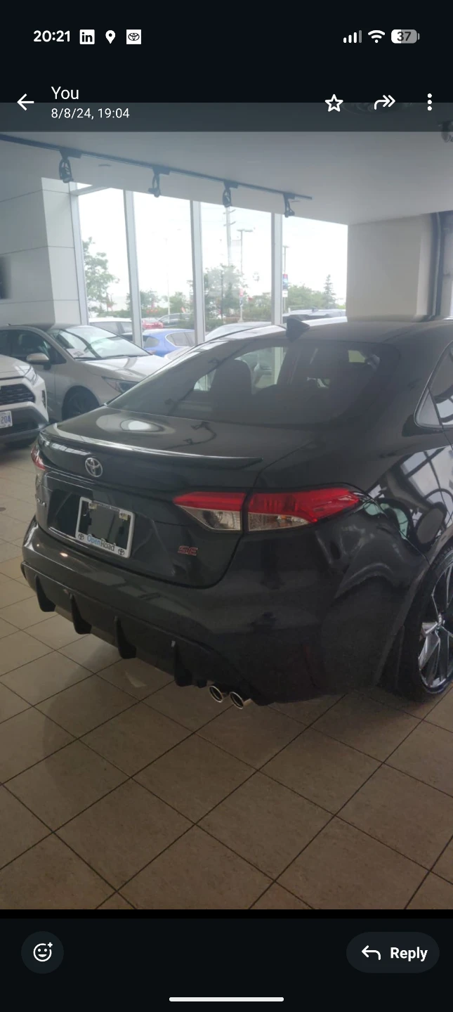 Grey Toyota Corolla SE - photo 5
