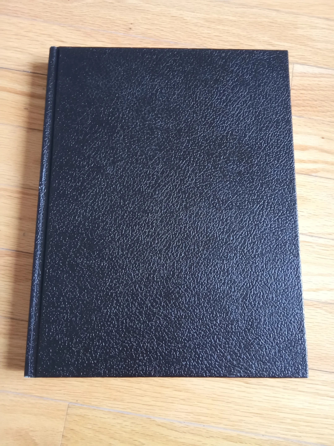 NEW Hardcover Black Sketchbook 8.5"x11.5"