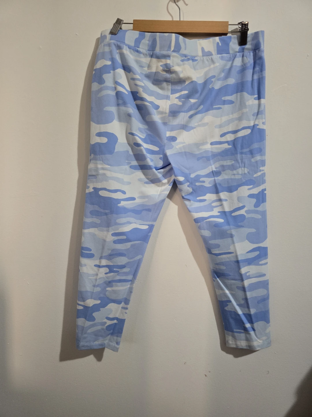 Style & Co Women's Blue Camo Leggings Size L - photo 2
