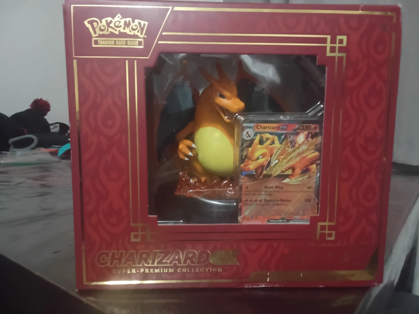 Pokemon TCG Charizard EX Super-Premium Collection Box