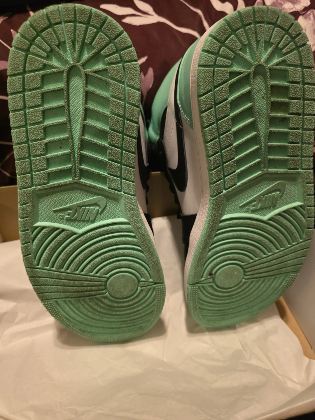 Nike Air Jordan 1 Retro High OG "Green Glow" Sneakers - photo 5