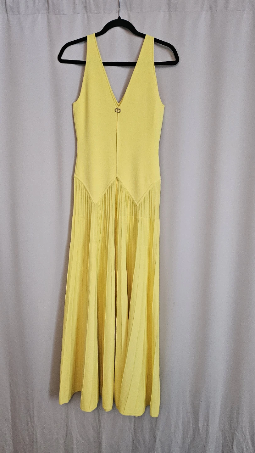 Yellow Sleeveless Pleated Midi Dress by TWINSET - photo 2
