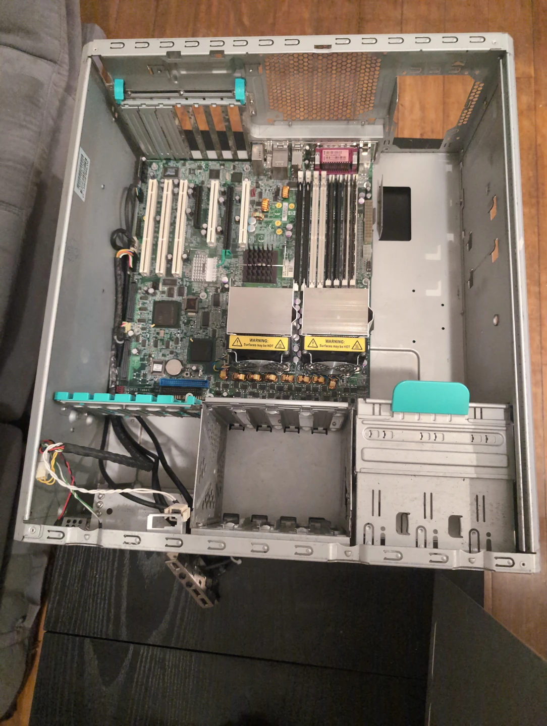 Tested HP Proliant  G5 Server Tower with Motherboard CPU and RAM