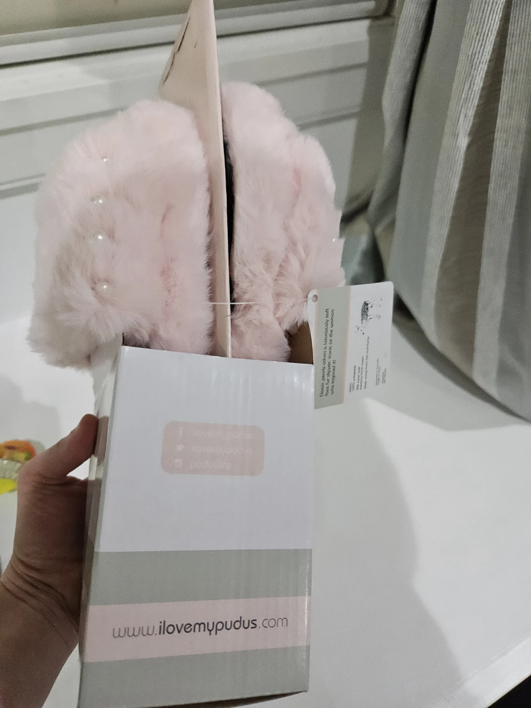 Pudus Pink Faux Fur Slippers with Pearls - photo 4