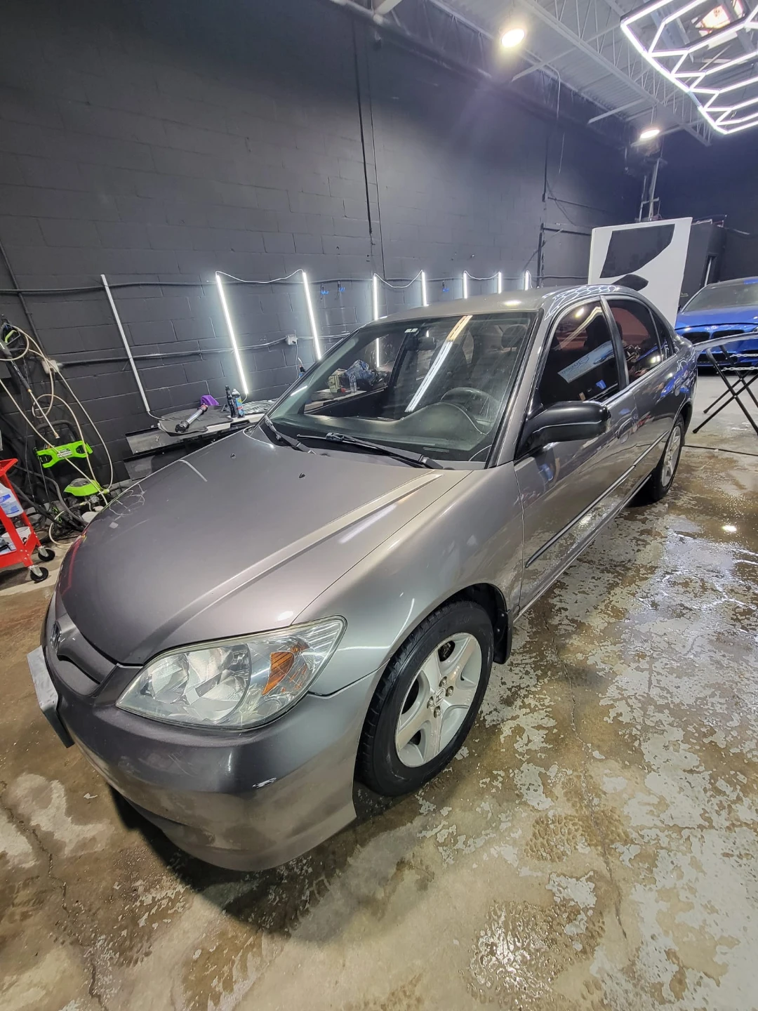 2004 Honda Civic Sedan - photo 2