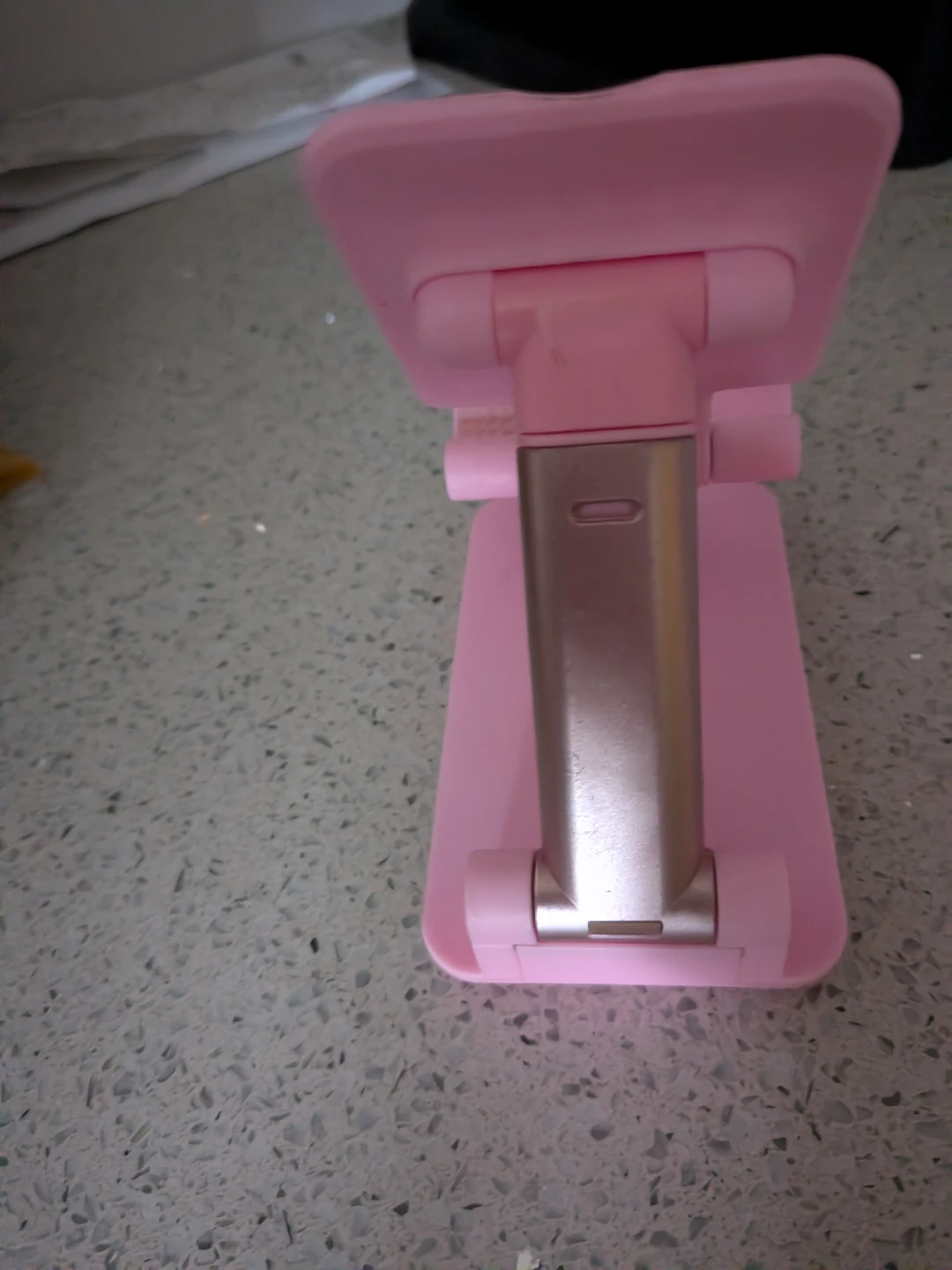 🥕 Pink Adjustable Phone Stand 🥕 - photo 3