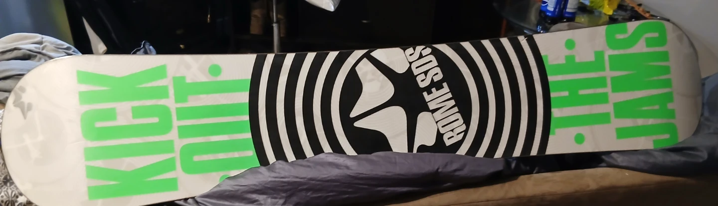 Rome SDS Kick Riit The Jams Snowboard with Bindings
