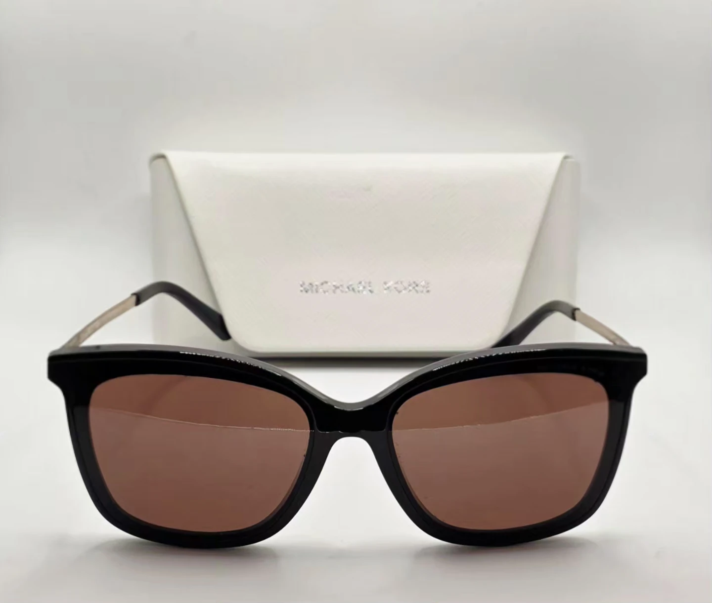 MICHAEL KORS Black Sunglasses with Case - photo 3