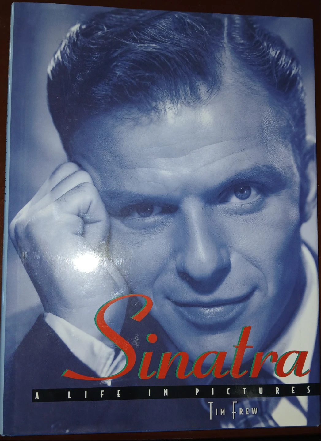 Sinatra: A Life in Pictures Book