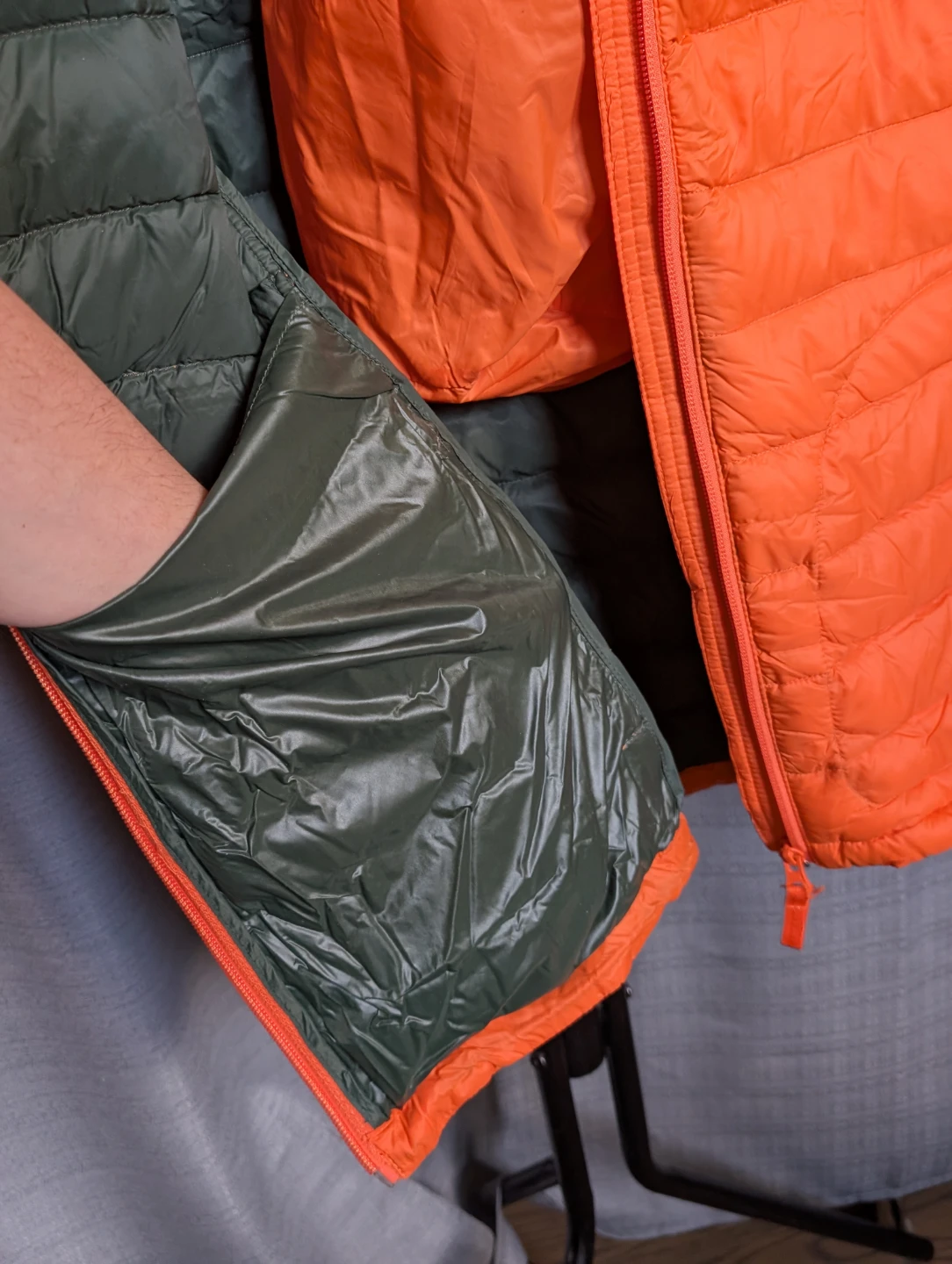 Joe Fresh Puffer Vest - Orange - Size M - photo 4