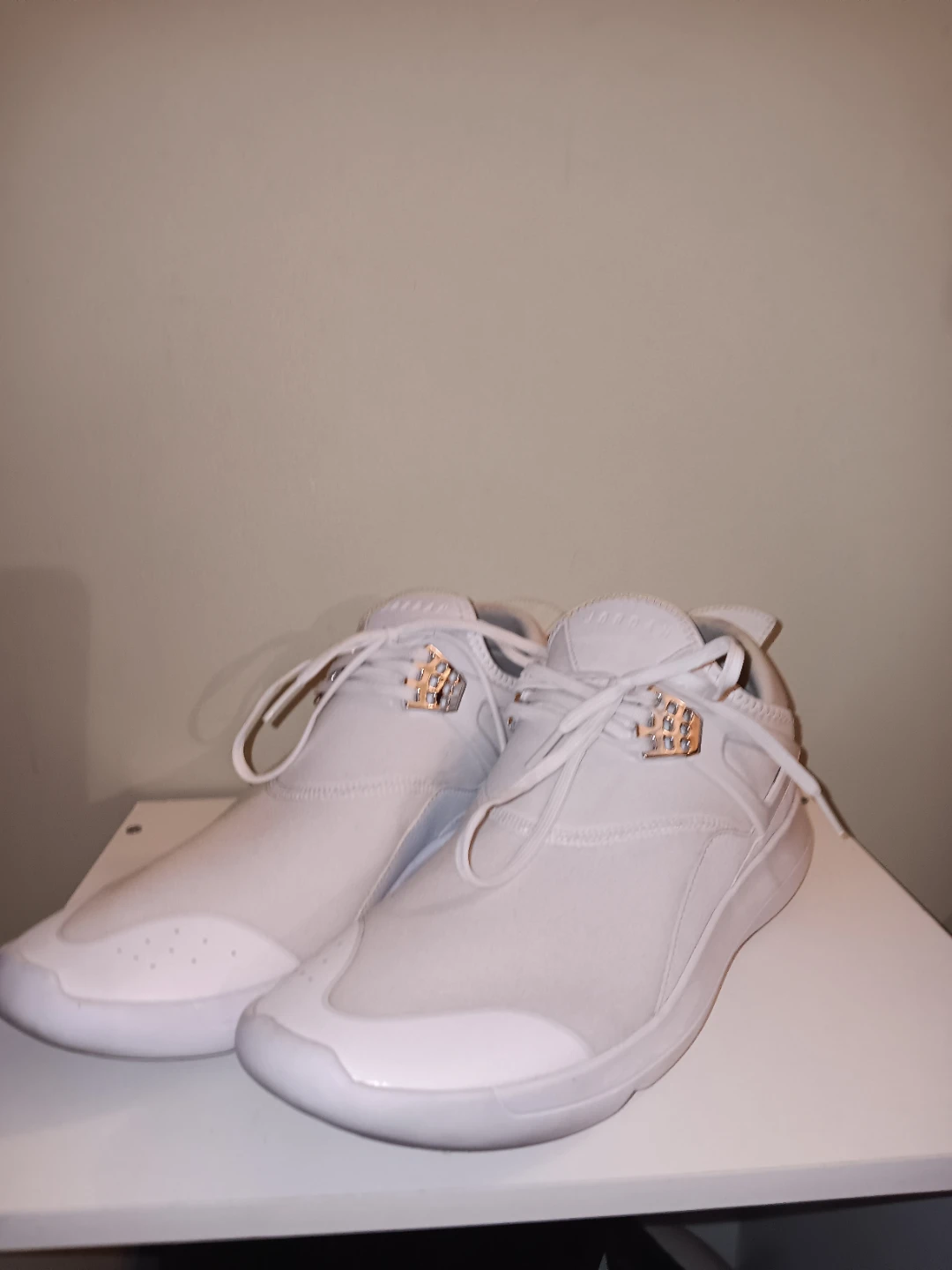 White Jordan Lunarlon