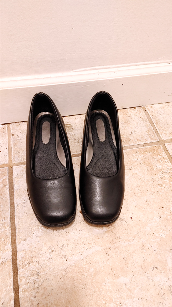 Black Women's shoes size 8