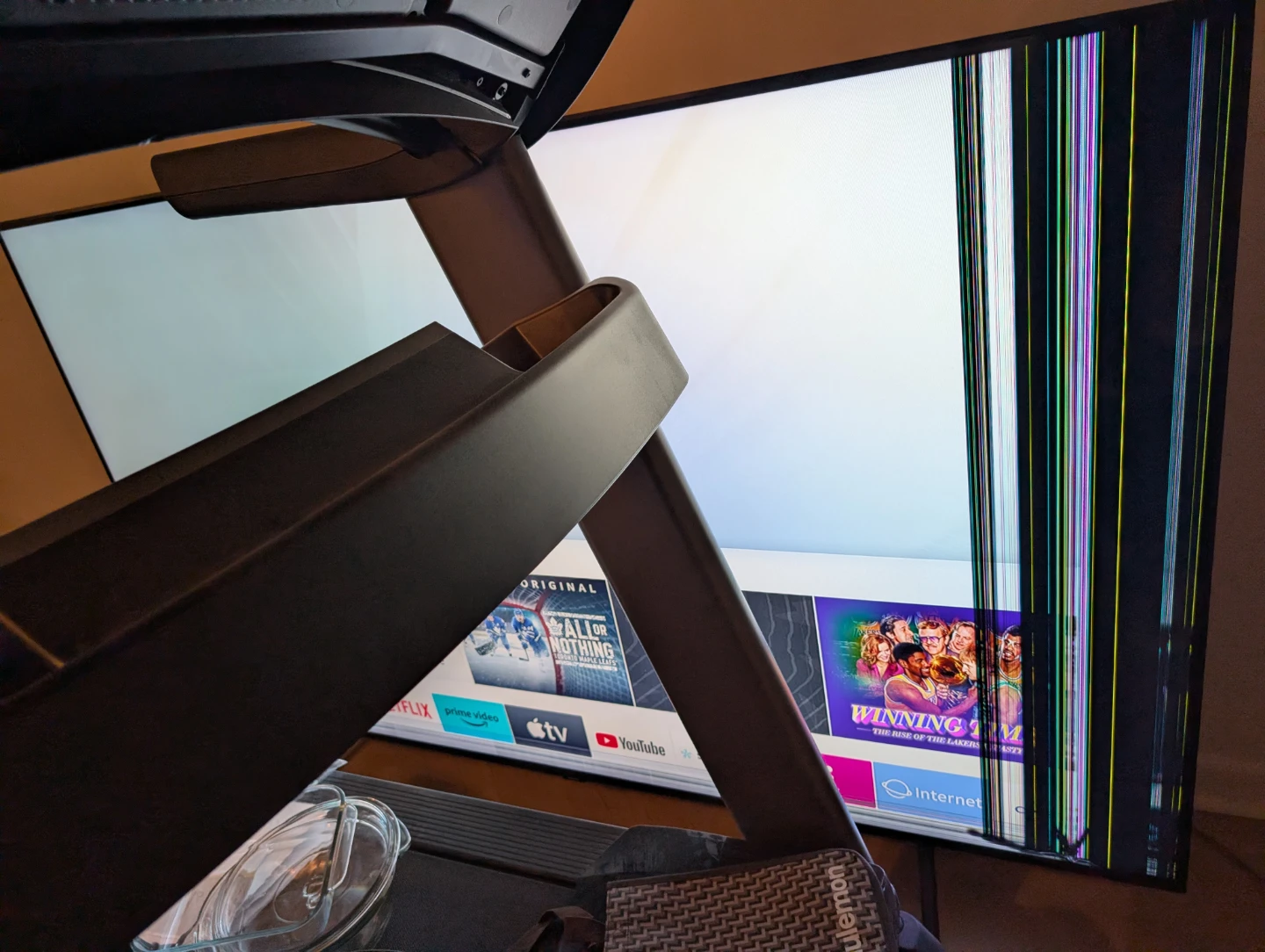 Samsung 80" Smart TV - photo 4