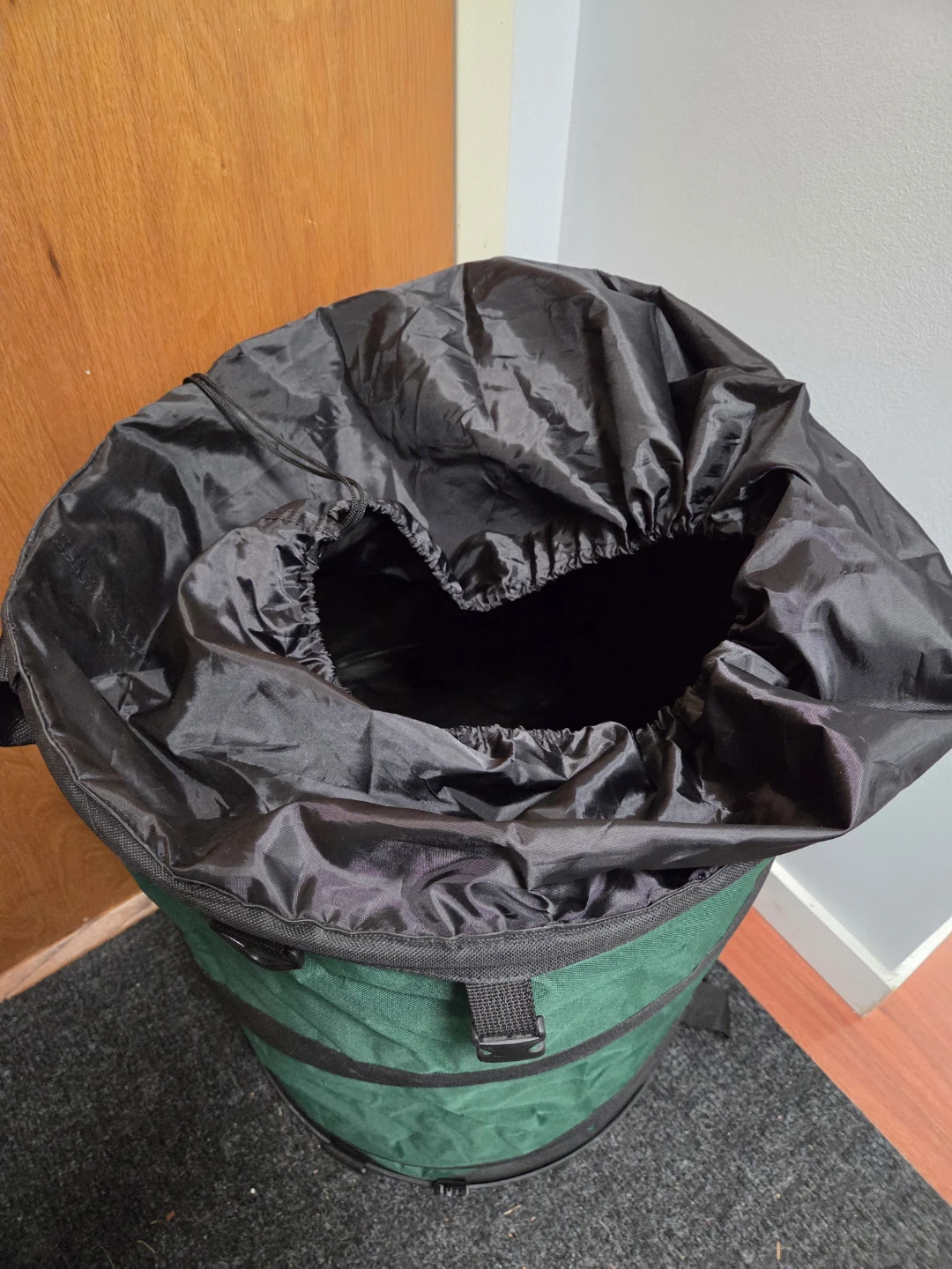 Collapsible Pop-Up Garden Storage or Waste Bin - photo 2