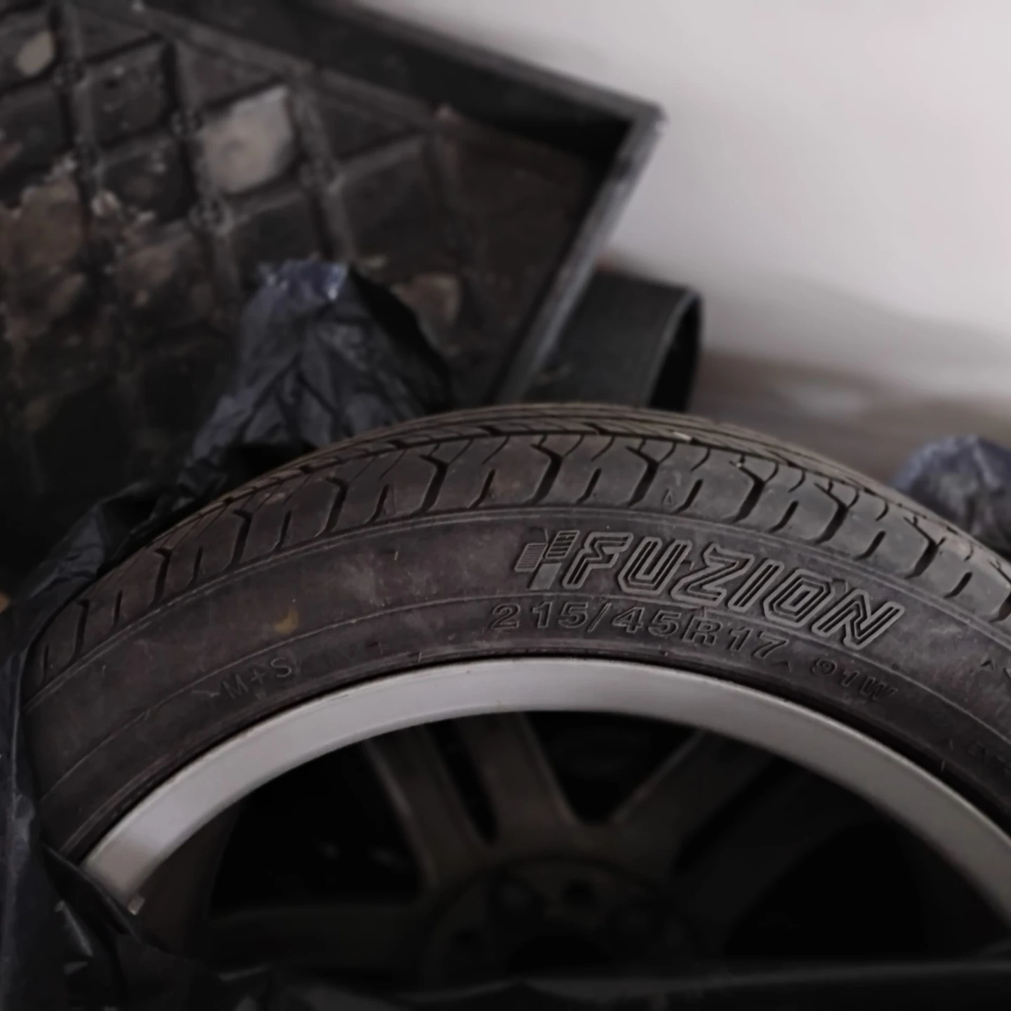 Used Tires - Set of 4 with rims - photo 3