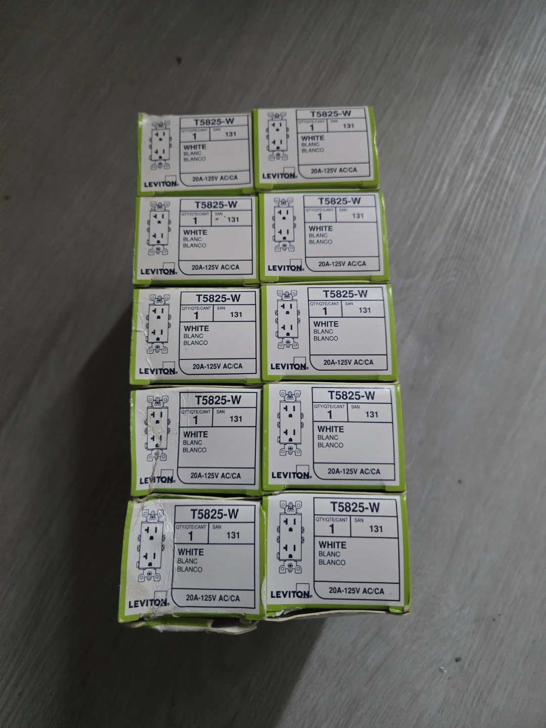 Leviton T5825-W White 20A-125V AC/CA Duplex Receptacle (10-Pack) - photo 3