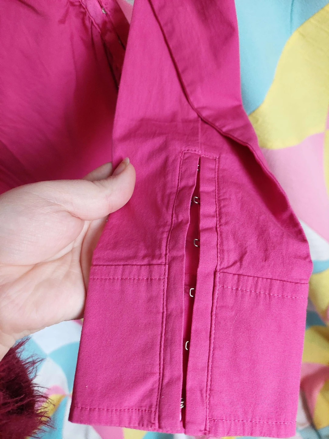 Pink long sleeve Guess wrap top - photo 5