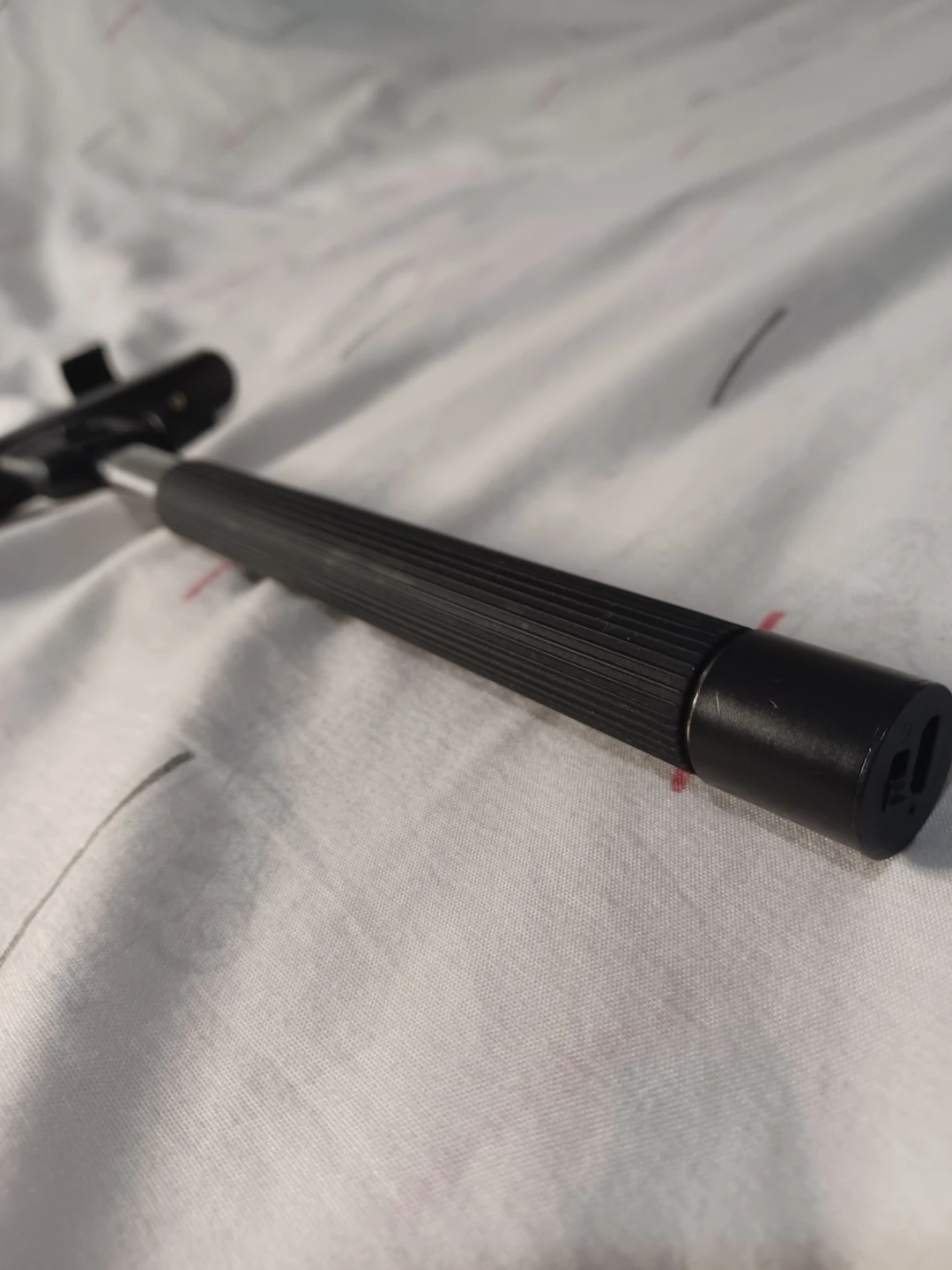 Hipstreet Bluetooth Selfie Stick - photo 5