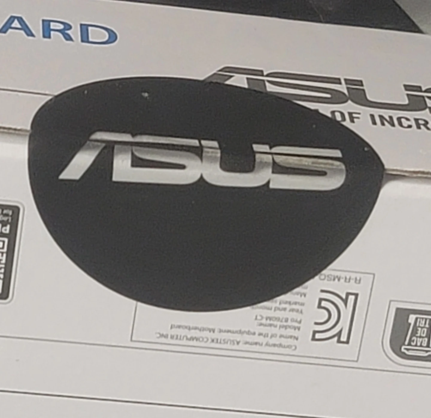 SEALED Asus pro b760m-ct-csm DDR5 - photo 4