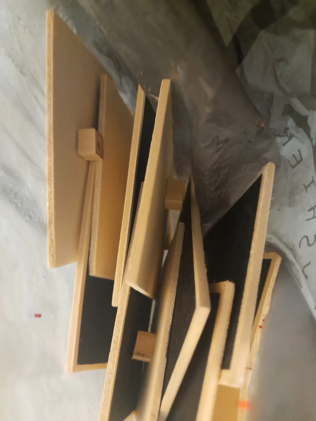 Set of 6 Wooden Mini Chalkboards with Stands