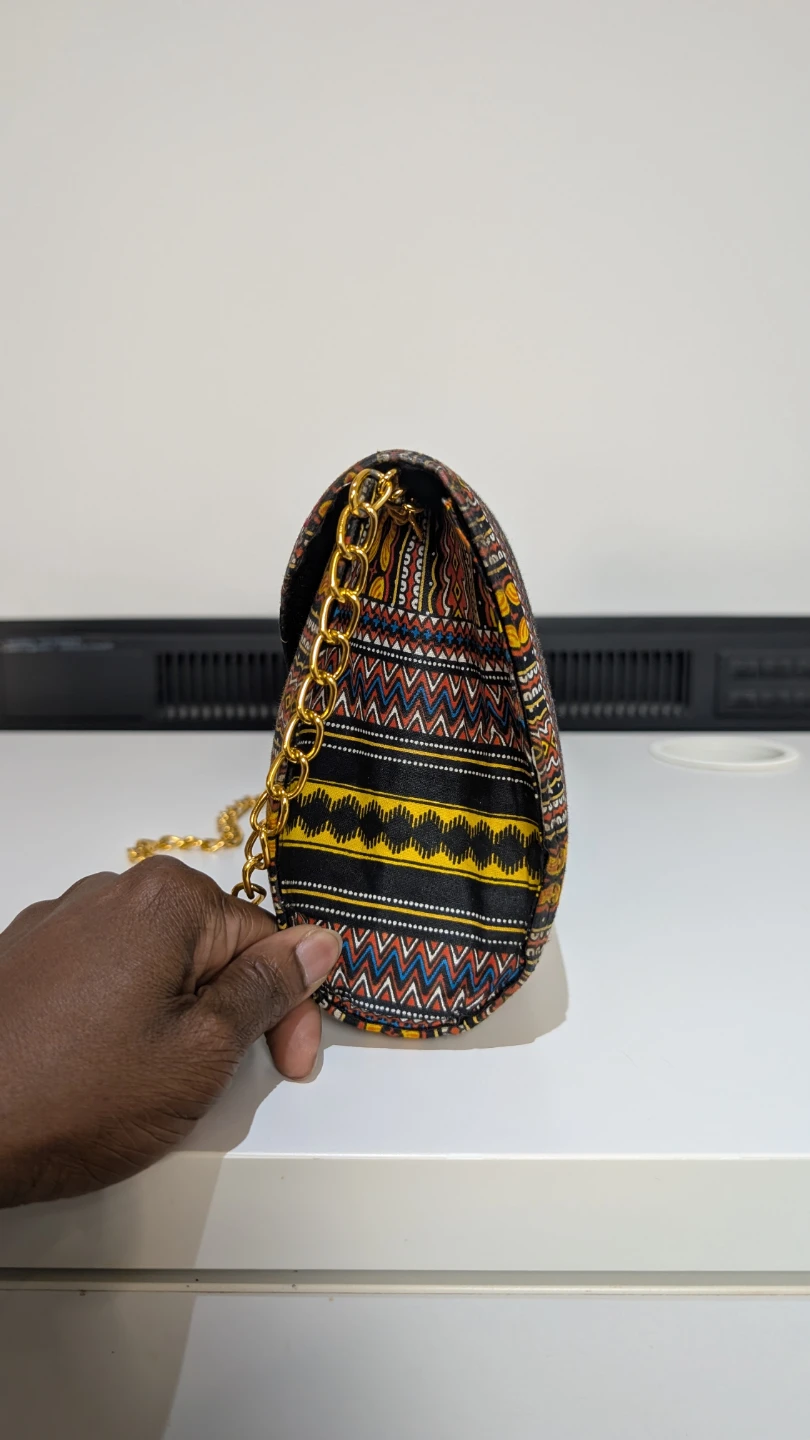 Clutch Bag with Gold Chain - photo 5