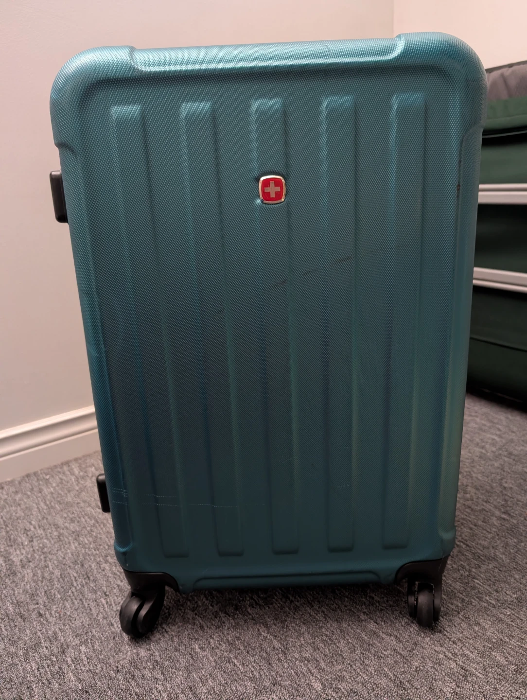 Teal Wenger Hardshell Spinner Suitcase