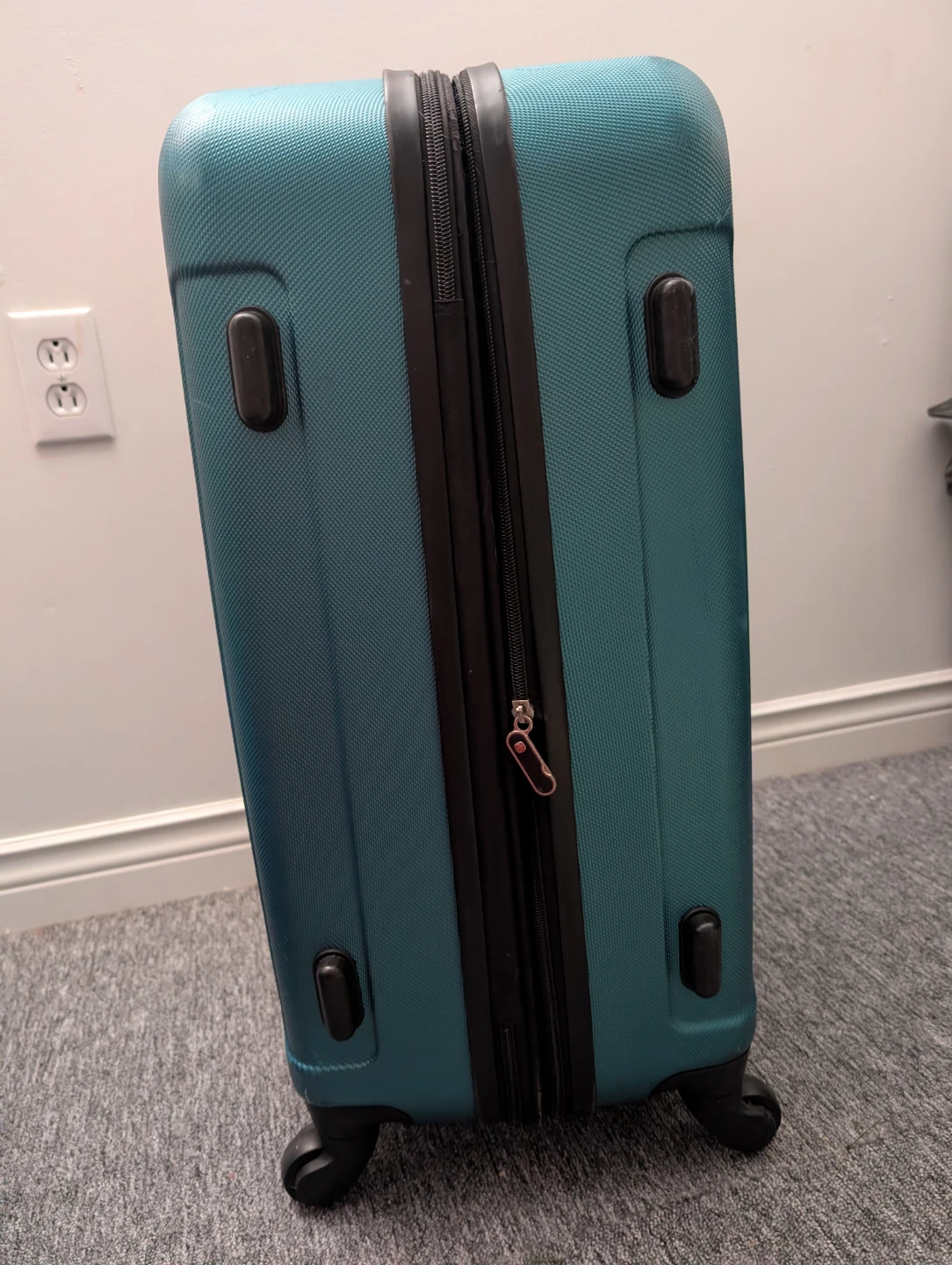Teal Wenger Hardshell Spinner Suitcase - photo 4