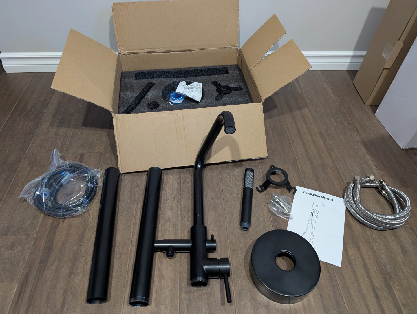 New Freestanding Black Bathtub Filler Faucet For Sale - photo 2