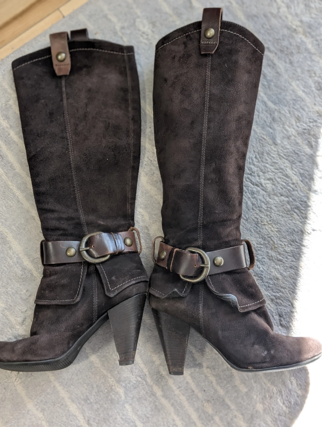 Brown Suede Knee-High Boots with Buckle Detail - photo 3