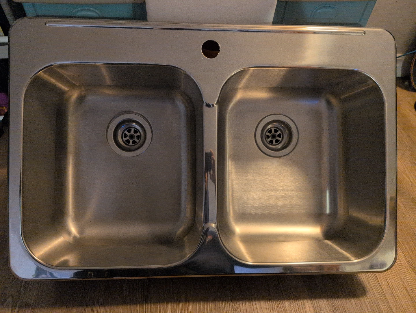 Blanco double sink (1 hole)