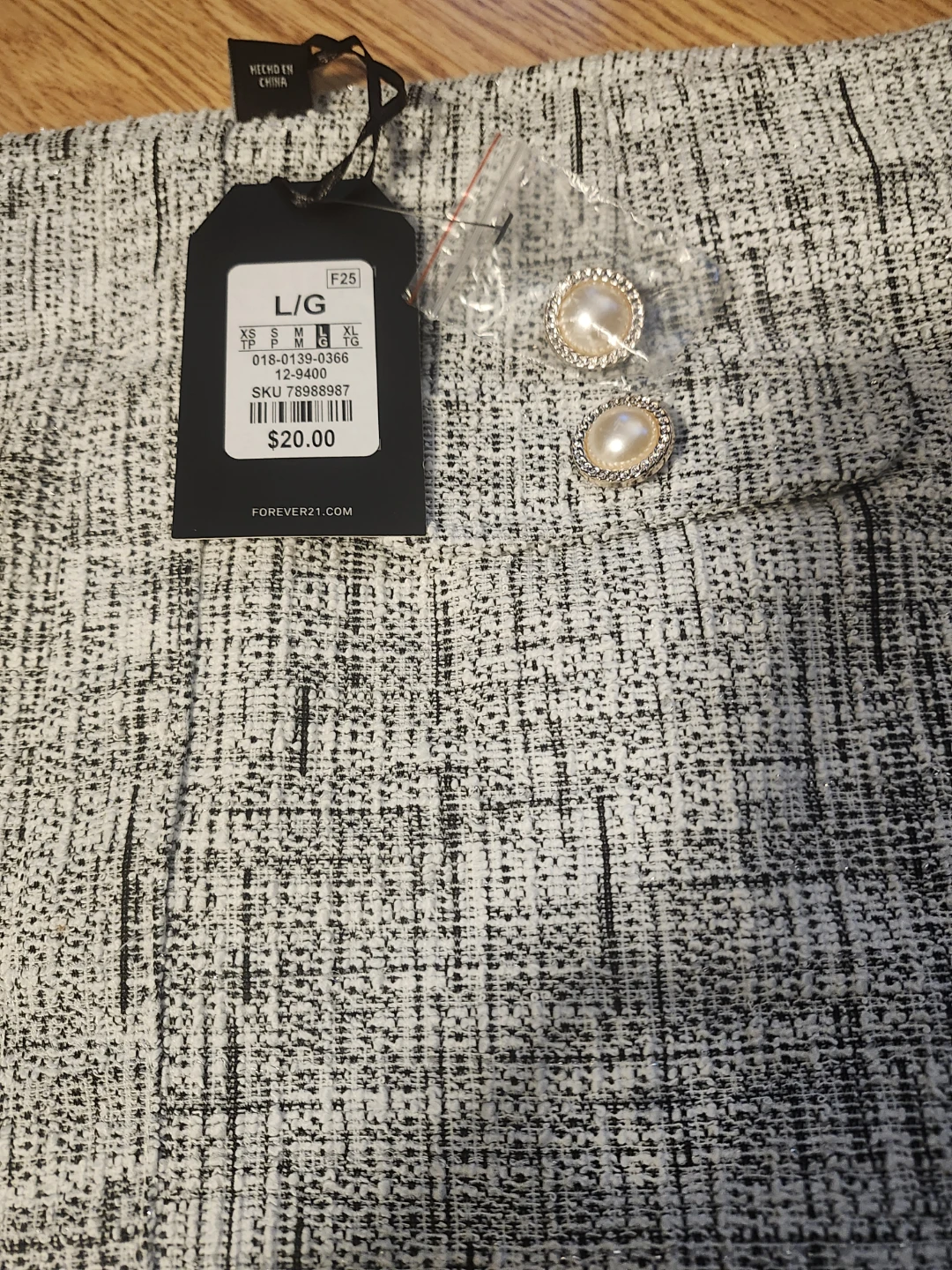 Forever 21 Tweed Skirt with Pearl Buttons - photo 4