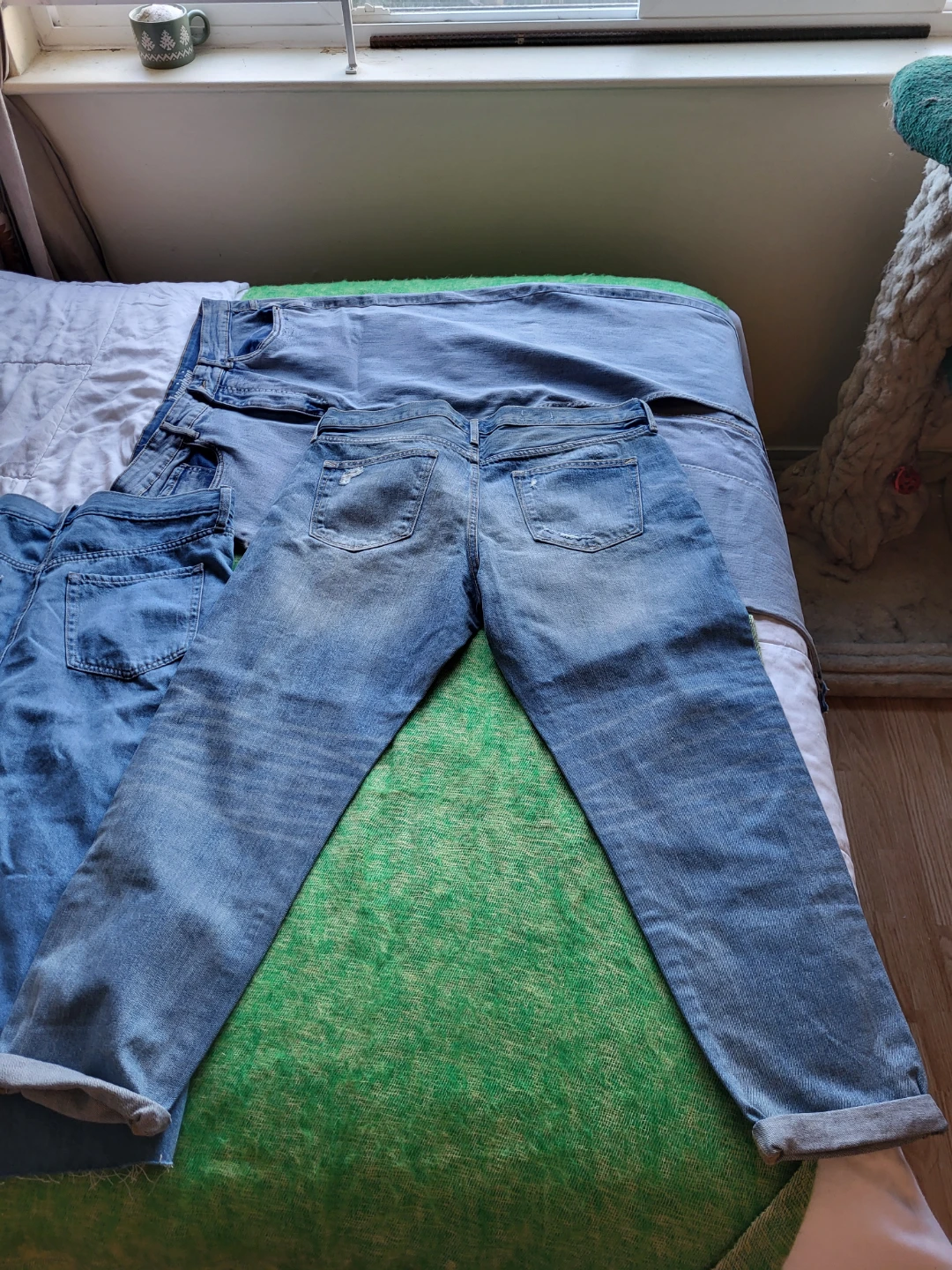 Gap 1969 Womens Distressed Jeans