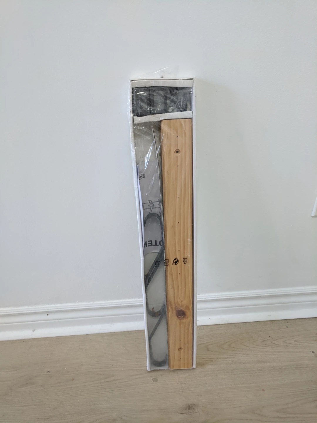 IKEA Kartotek Coat Rack - photo 3