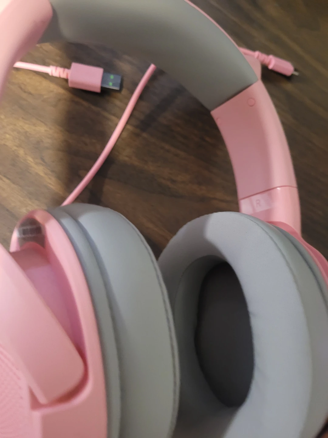 Razer Kraken Kitty v2 BT - photo 4