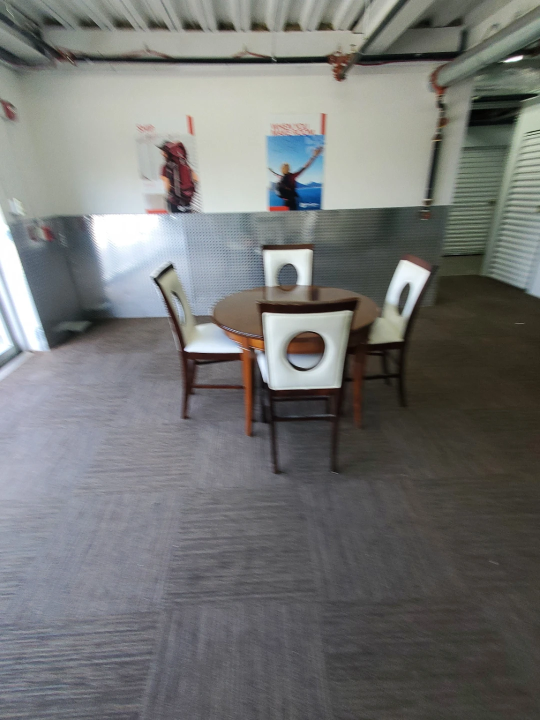 Only 4 chairs separately from table - photo 2