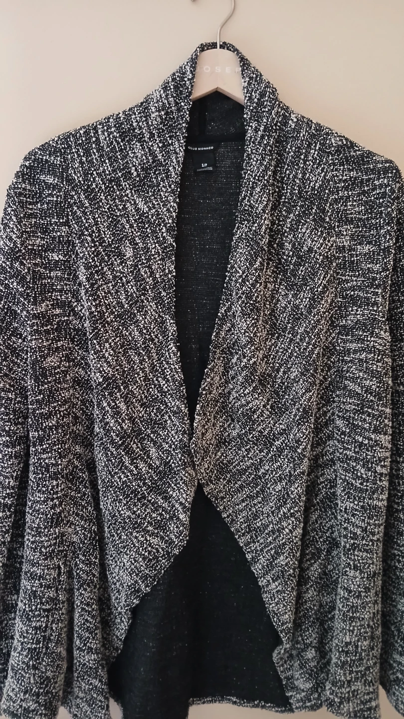 Assorted ladies sweaters for $3.00 each or any two for $5.00 - photo 3