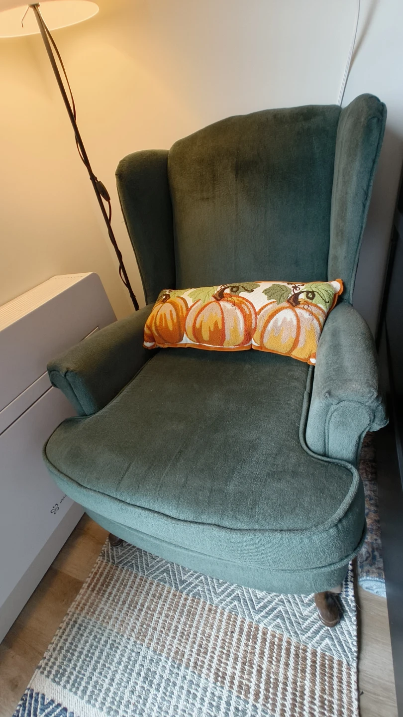 Dark Green Wingback Chair - photo 2