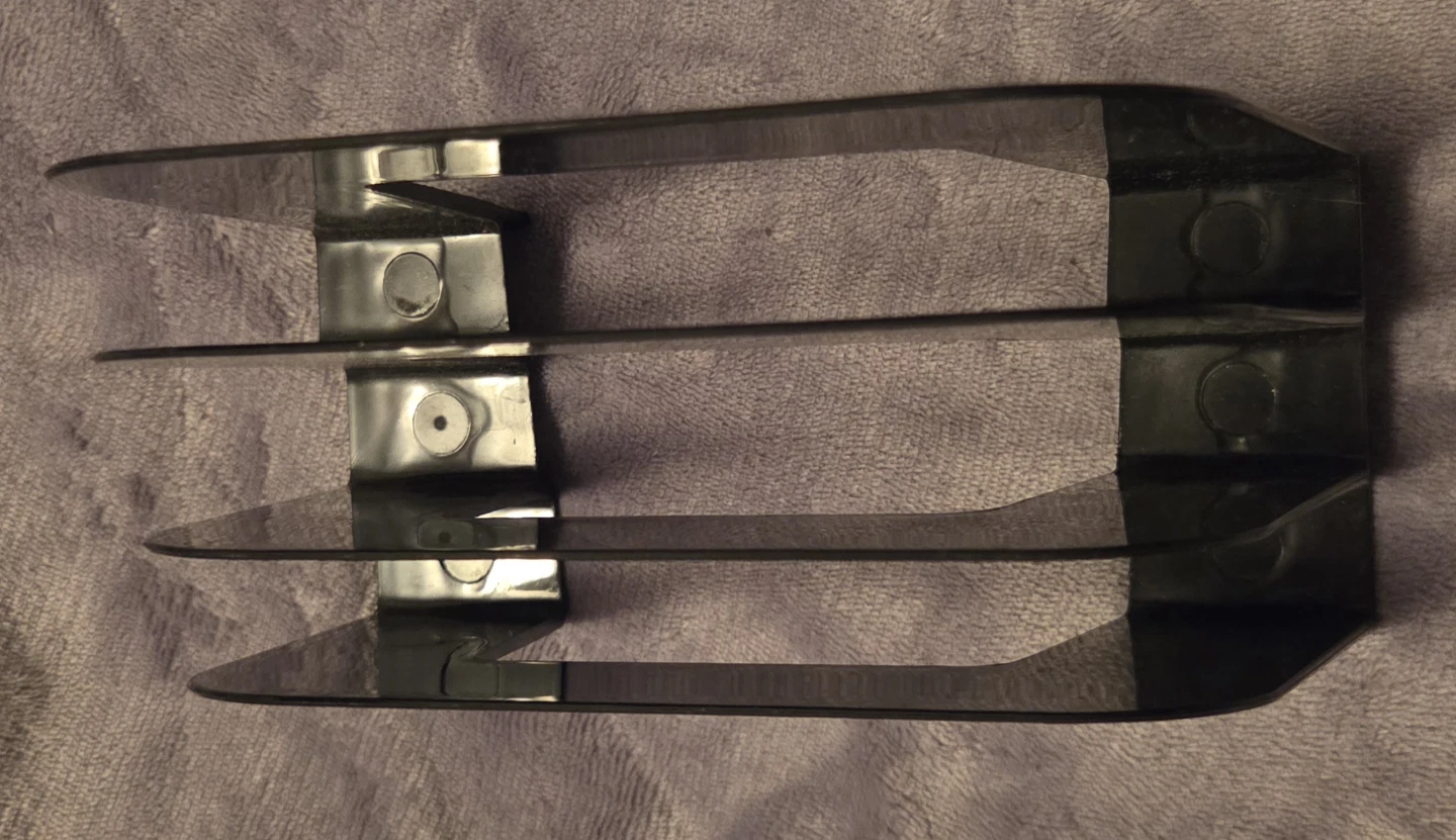 🆓 🥕 Black Plastic Magazine Holder Organizer - photo 3