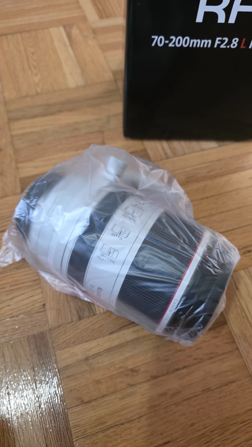 Canon RF 70-200mm F2.8 L IS USM Lens - photo 5