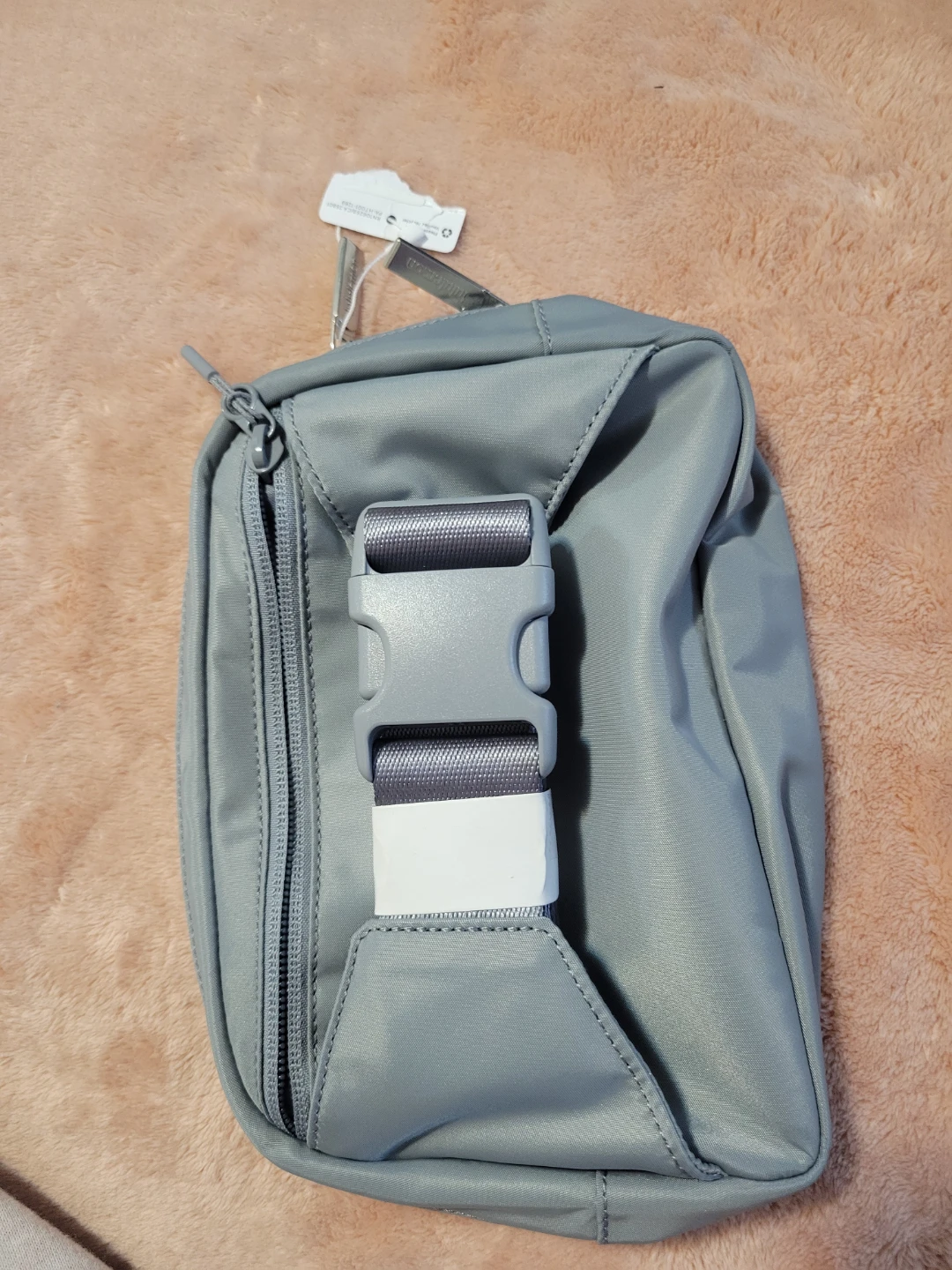 Lululemon Grey Nylon everywhere belt Bag - photo 2