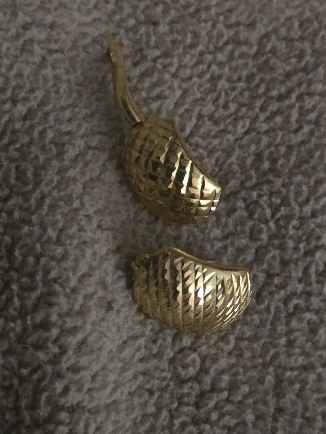 14K Gold Textured Hoop Earrings - photo 3