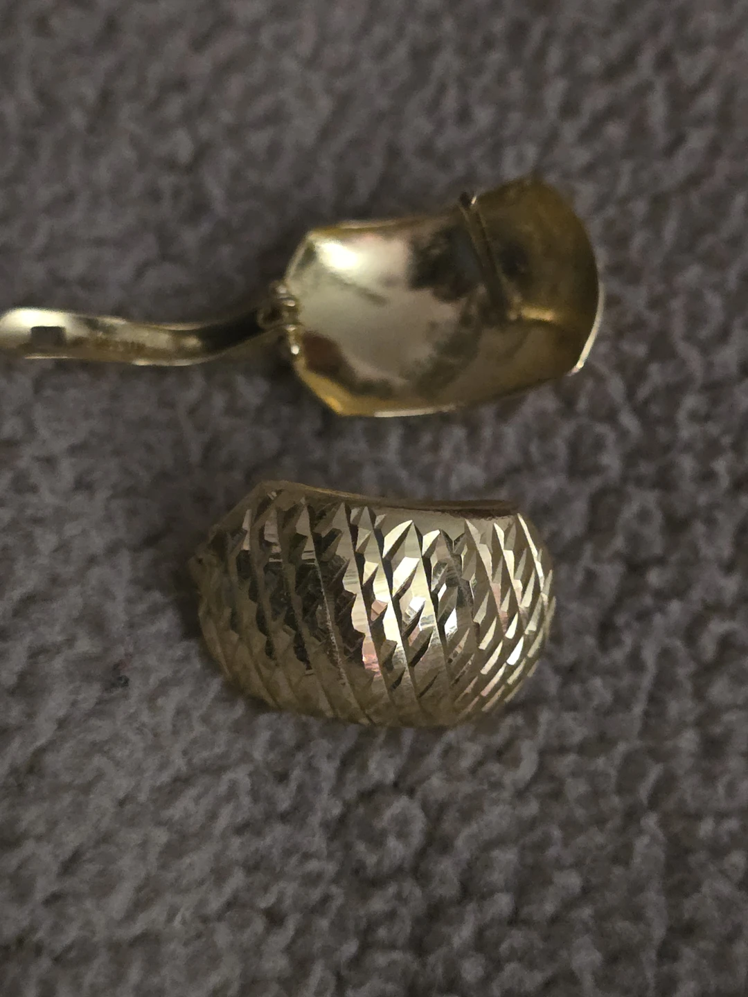 14K Gold Textured Hoop Earrings - photo 4