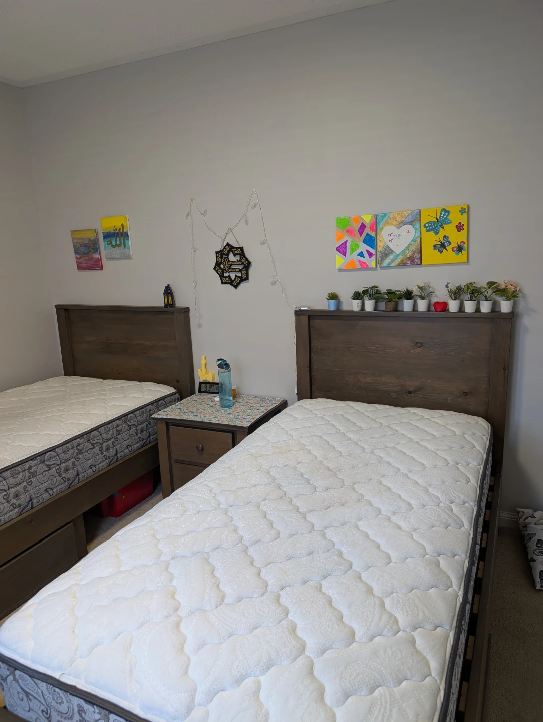 2 Custom-Made Wooden Single Beds with Storage + Mattress - photo 2