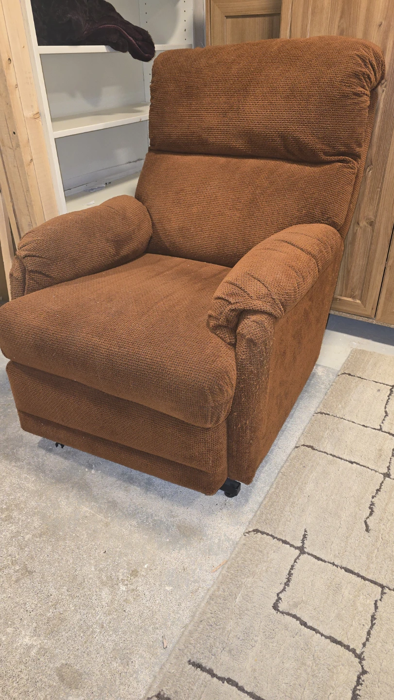 🥕Electric Recliner/ lift Armchair small