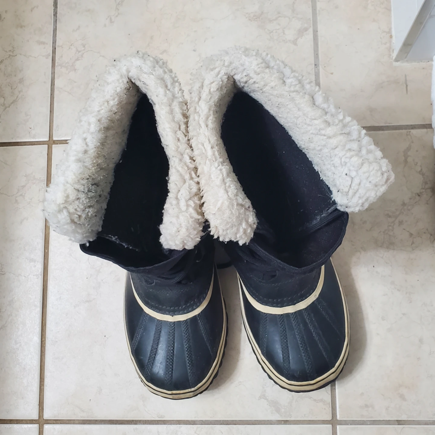 Sorel Women's Winter Boots Size 9 - photo 2