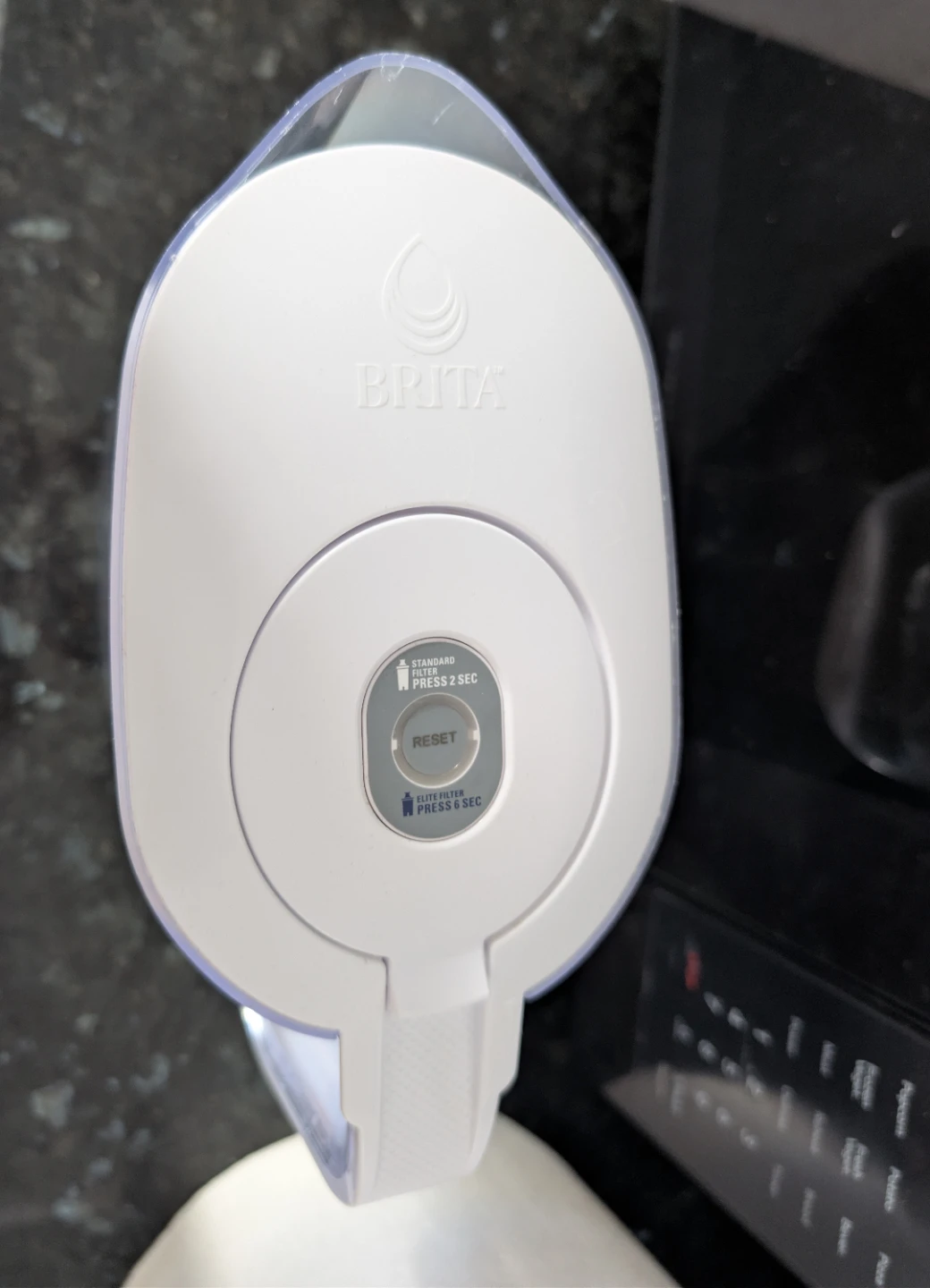 Brita Soho Water Filter Pitcher, White, 11.1 x 9.5 x 4.6 inches - photo 2